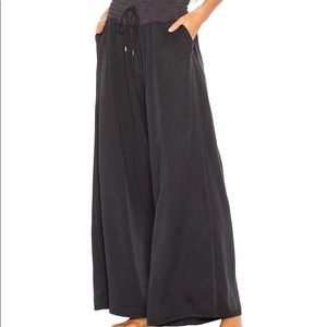 Free People Movement NWT Mia Lounge Pant in Washed Black